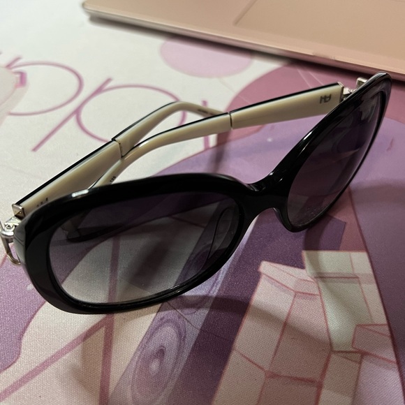 Ana Hickmann AH designer sunglasses - Black and white - colour changing - Picture 8 of 8